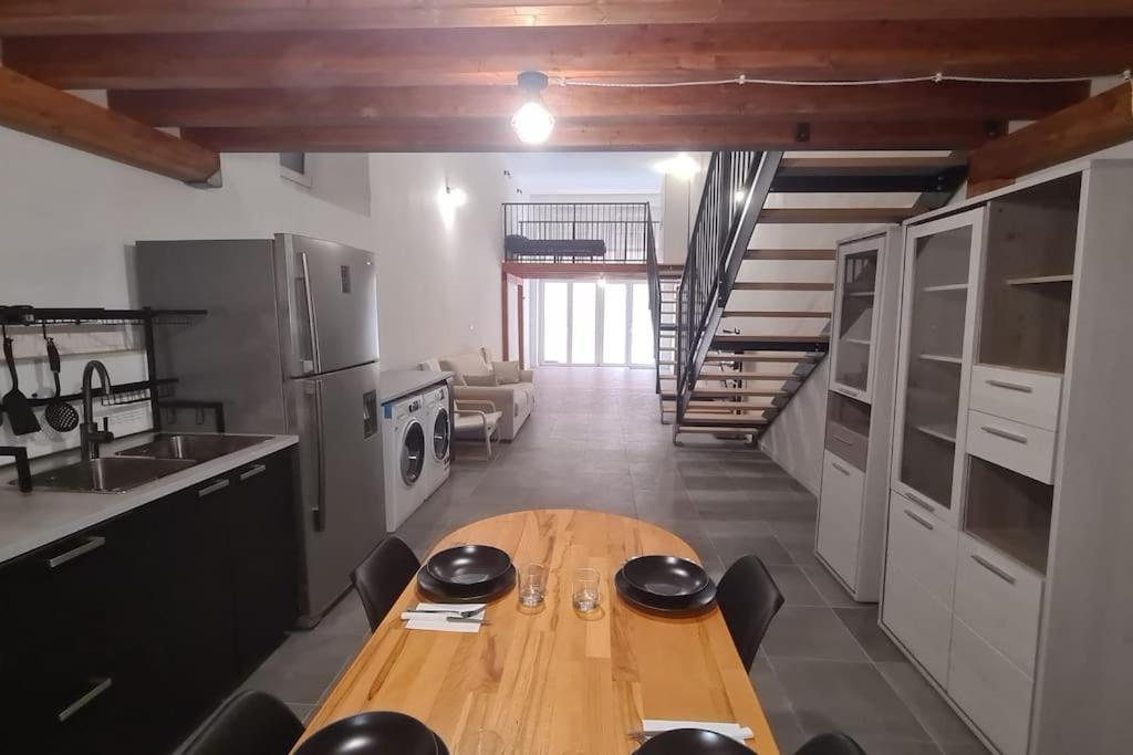 Appartamento Al Centro Di Cagliari Exterior foto